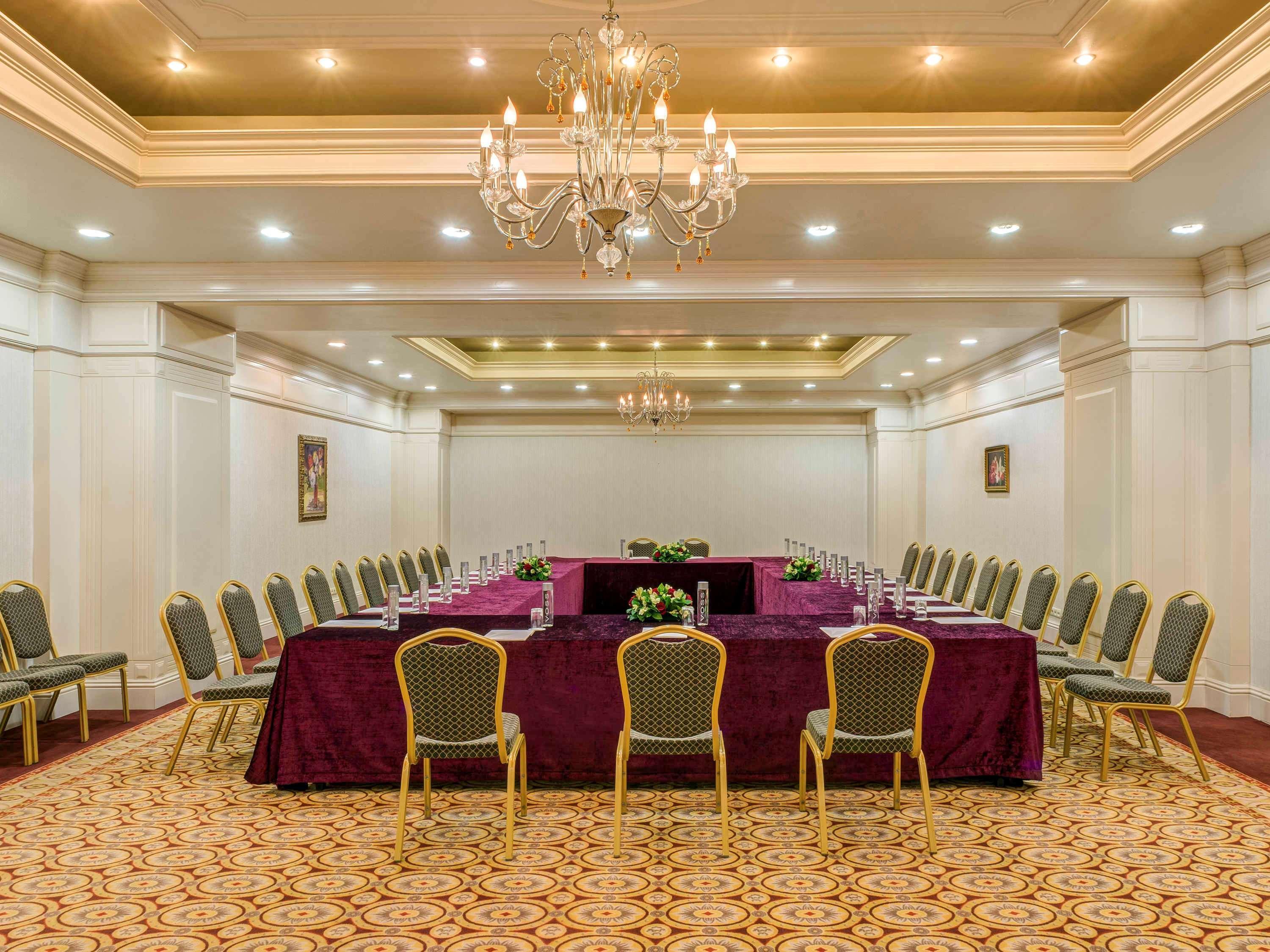 Rixos President Hotel Astana Exterior photo