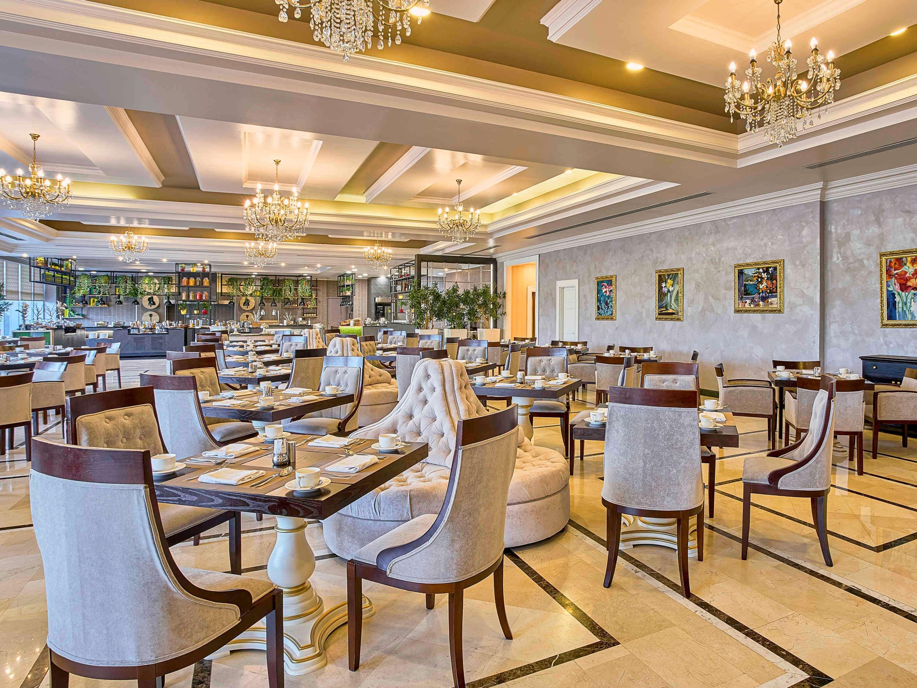 Rixos President Hotel Astana Exterior photo